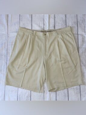 Tommy Bahamas Classic Pleated silk Shorts
